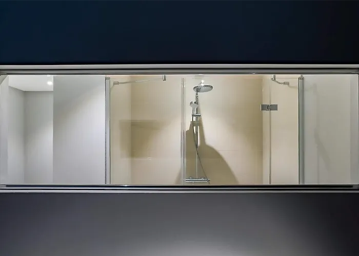 Elaya Kevelaer, Trademark Collection By Wyndham 3*